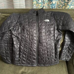 Women’s North Face Jacket